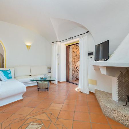 Sa Villa Cala Ginepro 몬테 페트로수 외부 사진